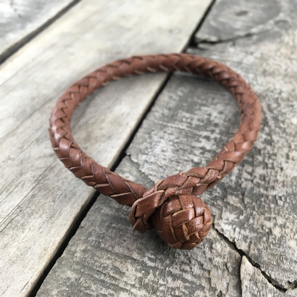 Men's braided leather bracelet. Unisex kangaroo lace and reindeer leather  bracelet. Handmade to order.